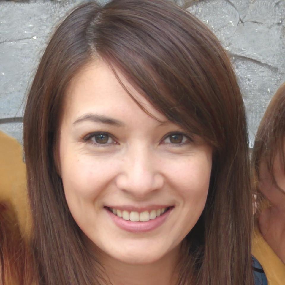 Retrato profesional de Carmen Vega, directora financiera